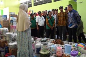 Pasar Desa Petangis