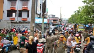 PKL Pasar Pandansari Membandel, Satpol PP Lakukan Penertiban