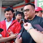 Bupati Kukar Serahkan Gamelan dan Alat Olahraga ke Pemuda