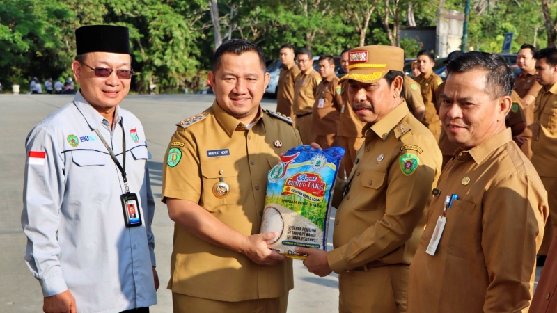 Bupati PPU Ajak ASN Konsumsi Beras Lokal Benuo Taka