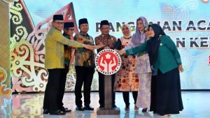 Mendagri Tito Karnavian Ingin Perajin Berdaya Saing Global