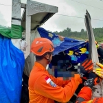 Truk Rem Blong di Kariangau, Sopir Tewas Terjepit Kabin