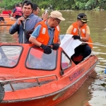 Aksi Bersih Sungai Karang Mumus Libatkan Puluhan Ketinting