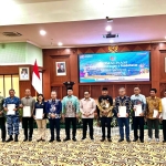 PLN UIP KLT Terima 25 Sertifikat Tower dari ATR BPN