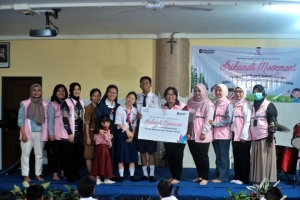 Srikandi PLN Bagikan Ceria di Sekolah Santo Fransiskus Asisi