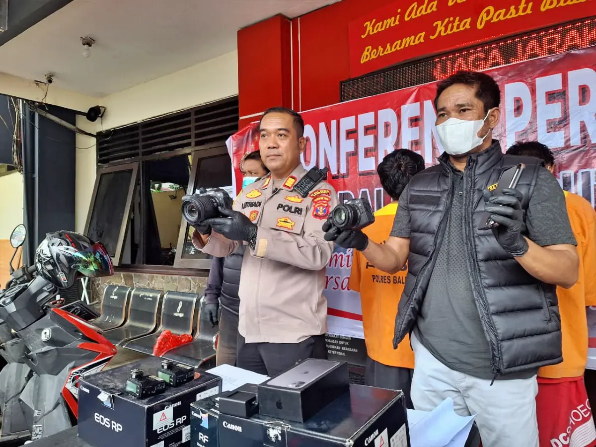 Spesialis Rumah Kosong Gondol Kamera Warga Batu Ampar